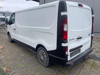 Gebraucht Renault Trafic Komfort 145 PS (106 kW) 2019 Weiß Van / Kleinbus