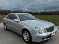 Gebraucht Mercedes E240 177 PS (130 kW) 2004 Silber Limousine