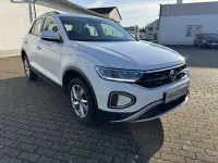 Gebraucht VW T-Roc Life 150 PS (110 kW) 2023 Pure white SUV