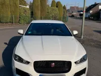 Gebraucht Jaguar XE R-Sport 180 PS (132 kW) 2019 Weiß Limousine