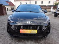 Gebraucht Hyundai i10 GO! 67 PS (49 kW) 2023 Schwarz Kleinwagen