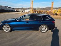 Gebraucht BMW 320 Sport Line 190 PS (139 kW) 2022 Blau Kombi