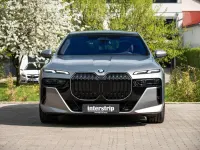 Gebraucht BMW 740 M Sport 299 PS (219 kW) 2026 Grau Limousine
