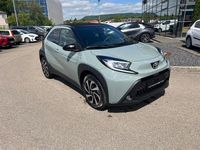 Neu Toyota Aygo X 72 PS (52 kW) 2025 Gruen SUV