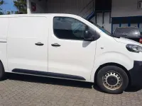 Gebraucht Peugeot Expert Premium 122 PS (89 kW) 2020 Weiß Van