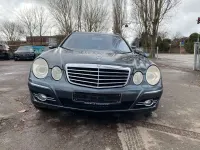 Gebraucht Mercedes E200 184 PS (135 kW) 2008 Tenoritgrau Kombi