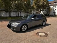 Gebraucht BMW 520 177 PS (130 kW) 2009 Grau Kombi