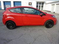 Gebraucht Ford Fiesta Trend 60 PS (44 kW) 2011 Rot Kleinwagen