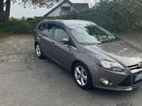 Gebraucht Ford Focus 125 PS (91 kW) 2012 Grau Kombi
