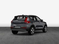 Neu Volvo XC40 Plus 163 PS (119 kW) 2026 Grau SUV