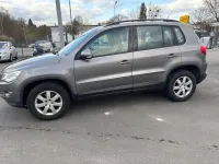 Gebraucht VW Tiguan Track & Field 140 PS (102 kW) 2009 Grau SUV