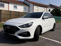 Gebraucht Hyundai i30 Trend 116 PS (85 kW) 2020 Weiß Kombi