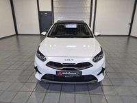 Gebraucht Kia Ceed Platinum 160 PS (117 kW) 2023 Weiß Kleinwagen