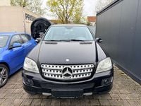 Gebraucht Mercedes ML320 224 PS (164 kW) 2007 Schwarz SUV