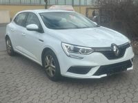 Gebraucht Renault Mégane IV 100 PS (73 kW) 2016 Weiß Limousine