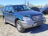 Gebraucht Mercedes ML320 218 PS (160 kW) 1999 Grün SUV