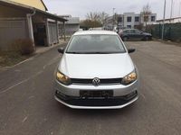 Gebraucht VW Polo 60 PS (44 kW) 2016 Silber Limousine