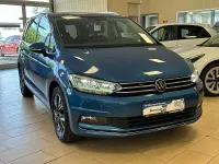Gebraucht VW Touran Highline 150 PS (110 kW) 2022 Blau Van / Kleinbus