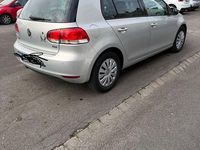 Gebraucht VW Golf VI Match 105 PS (77 kW) 2011 Silber Kleinwagen