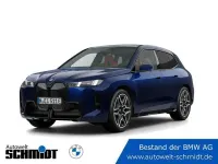 Gebraucht BMW iX M Sport 300 kW (408 PS) 2025 Bmw individual tansanitblau SUV