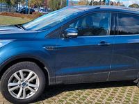Gebraucht Ford Kuga 150 PS (110 kW) 2019 Blau SUV