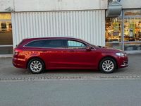 Gebraucht Ford Mondeo Titanium 165 PS (121 kW) 2019 Rot Limousine
