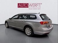 Gebraucht VW Passat 150 PS (110 kW) 2022 Silber Kombi