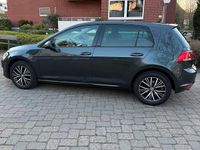 Gebraucht VW Golf VII 110 PS (80 kW) 2016 Grau Limousine