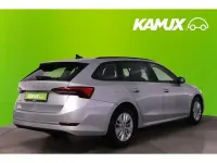 Gebraucht Skoda Octavia Ambition 150 PS (110 kW) 2021 Stribrna brilliant/ brilliants Kombi