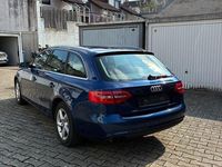 Gebraucht Audi A4 Sport 170 PS (125 kW) 2014 Blau Limousine