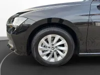 Gebraucht Skoda Superb Essence 150 PS (110 kW) 2025 Ebony schwarz metallic Kombi