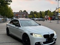 Gebraucht BMW 550 Performance 449 PS (330 kW) 2014 Weiß Limousine