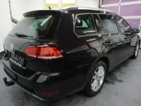Gebraucht VW Golf VII 116 PS (85 kW) 2020 Deep black perleffekt Kombi