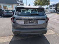 Neu Dacia Bigster Expression 131 PS (96 kW) 2025 Grau SUV