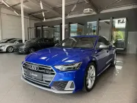 Gebraucht Audi S7 Sportback Ambiente 344 PS (253 kW) 2022 Ultrablau metallic (metallic) Kleinwagen