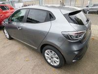 Neu Renault Clio V Evolution 91 PS (66 kW) 2025 Grau Limousine