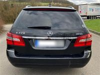 Gebraucht Mercedes E220 Elegance 170 PS (125 kW) 2011 Schwarz Kombi