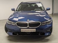 gebraucht BMW 330e eA Touring LivProf LED SportSitz ACC HuD HiFi