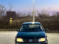 Gebraucht VW Bora 75 PS (55 kW) 2002 Grün Kleinwagen