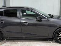 Gebraucht Mazda 3 Exclusive-Line 120 PS (88 kW) 2017 Grau Limousine