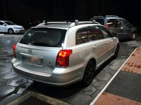 Gebraucht Toyota Avensis T2 177 PS (130 kW) 2006 Silber Kombi