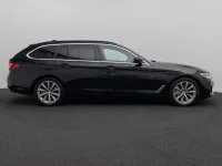 Gebraucht BMW 530 Sport Line 286 PS (210 kW) 2023 Schwarz ii668schwarz Limousine