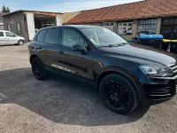 Gebraucht VW Touareg 245 PS (180 kW) 2011 Schwarz SUV