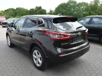 Gebraucht Nissan Qashqai Acenta 140 PS (102 kW) 2019 Schwarz SUV