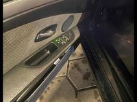 Gebraucht BMW 523 190 PS (139 kW) 2007 Schwarz Limousine