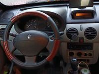 Gebraucht Renault Kangoo 68 PS (50 kW) 2006 Rot Kleinwagen