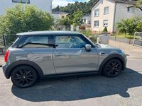 Usata Mini ONE 75 CV (55 kW) 2019 Grigio Utilitaria