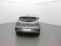 Używany Renault Clio V Evolution 102 KM (75 kW) 2025 Szary Sedan/Limuzyna