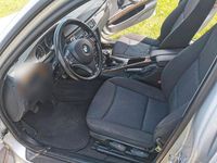 Gebraucht BMW 320 150 PS (110 kW) 2007 Silber Kombi