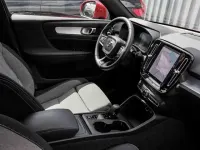 Gebraucht Volvo XC40 120 PS (88 kW) 2025 SUV